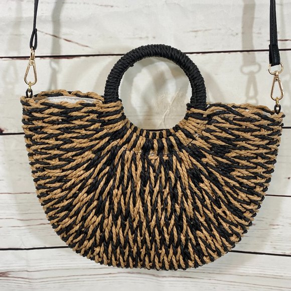 Sole Society Handbags - Sole Society Natural Wicker & Brown Handbag Size Medium NWOT Shoulder Strap Too